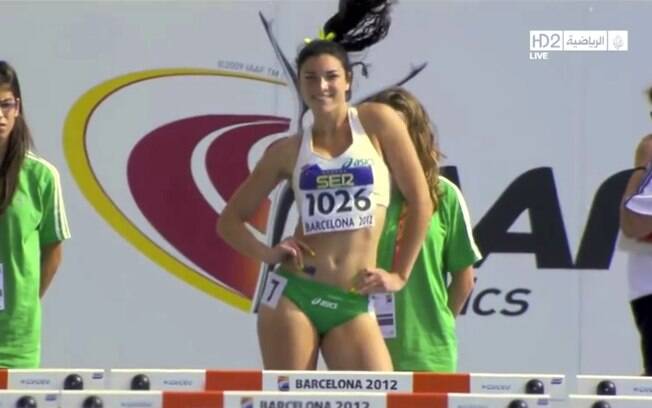 A dança sensual de Michelle Jenneke