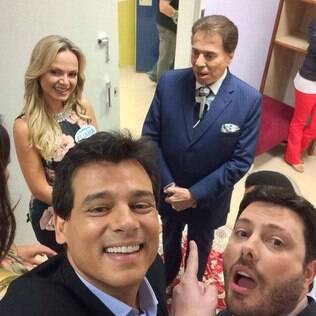 Selfie com elenco do SBT e o patrão