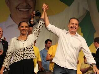 Após firmar aliança com Marina Silva, Eduardo Campos torna-se candidato do PSB à Presidência