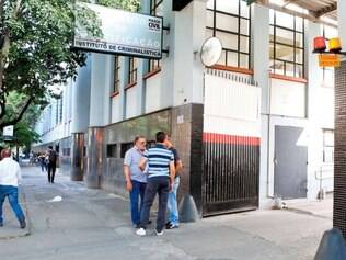 Precário. Prédio no Barro Preto abrigava uma fábrica de cigarros e foi adaptado para receber o Instituto de Criminalística, em 1994
