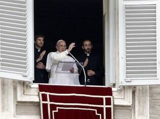 Vaticano promete facilitar acesso a procedimentos para anulação do matrimônio e cita a possibilidade de permitir comunhão aos divorciados que voltaram a casar