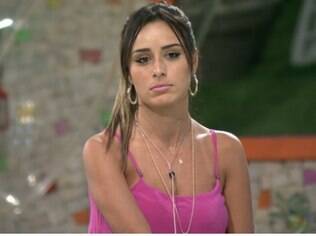 BBB14: Durante jogo, Letícia diz que Aline é a mais invejosa da casa