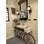 A bicicleta foi reciclada para se transformar na “bancada” do lavabo. Gostou da ideia?. Foto: Reprodução / Blog Recicla e Decora