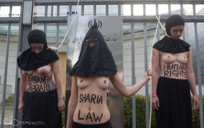 27 de Outubro - Sextremistas do Femen protestaram contra a morte da iraniana Reyhaneh Jabbari, condenada e executada pelo governo de seu país por matar um homem que a havia estuprado. O ato ocorreu em frente à embaixada do Irã em Berlim, Alemanha. Foto: Femen/Divulgação