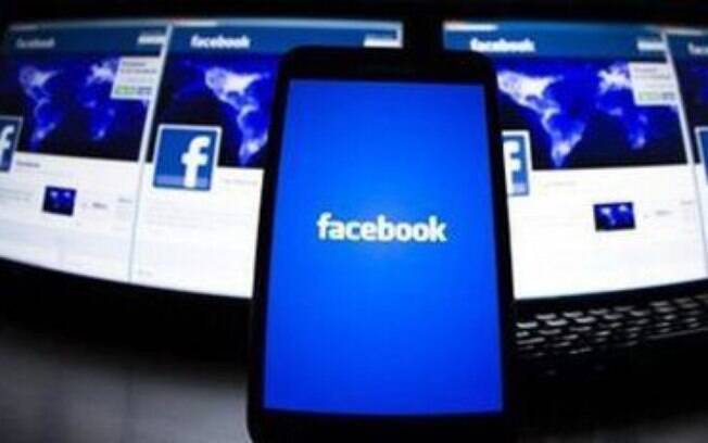 Segundo Zuckerberg, 1 em cada 7 pessoas do mundo usaram o Facebook ontem