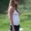 Gisele Bündchen exibe a barriguinha de quatro meses no treino do marido. Foto: SplashNews
