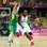Luol Deng encara marcação brasileira. Foto: Getty Images