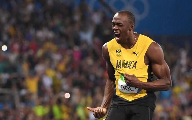 Bolt comemorou muito o terceiro ouro olímpico nos 200m