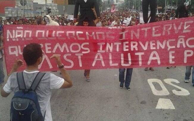 Na zona sul de São Paulo, cerca de 1.500 manifestantes partiram da avenida Guarapiranga e seguem para a marginal Pinheiros. Foto: Reprodução/Facebook MTST