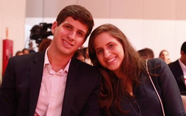 João e Maria Eduarda Campos representaram a família do ex-governador de PE no evento