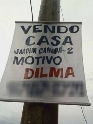Foto da faixa circula pelas redes sociais