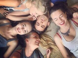 Bella e o elenco de 'Verdades Secretas' na fase de preparação para a novela