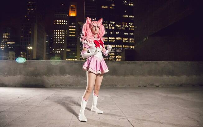 A menina também é atriz e dubladora