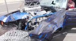 Saiba como destruir um Camaro de corrida em 10 segundos