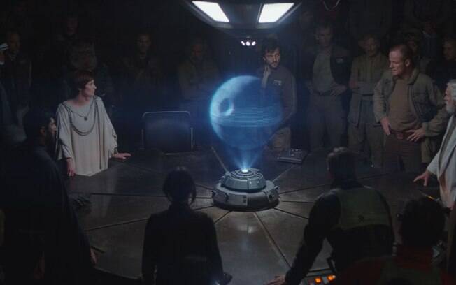 O conselho da aliança rebelde reunido em Rogue One, que estreia nesta quinta-feira (15)