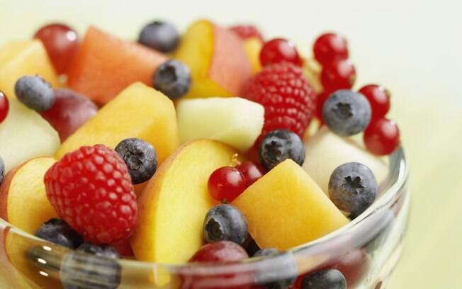 Aposte nas frutas e combine com outros alimentos