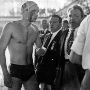 Partida de pólo aquático entre Hungria e Rússia terminou em sangue nas Olimpíadas de 1956