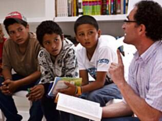 Dicionário das crianças se tornou o maior sucesso da Feira Internacional do Livro de Bogotá, no final do mês de abril