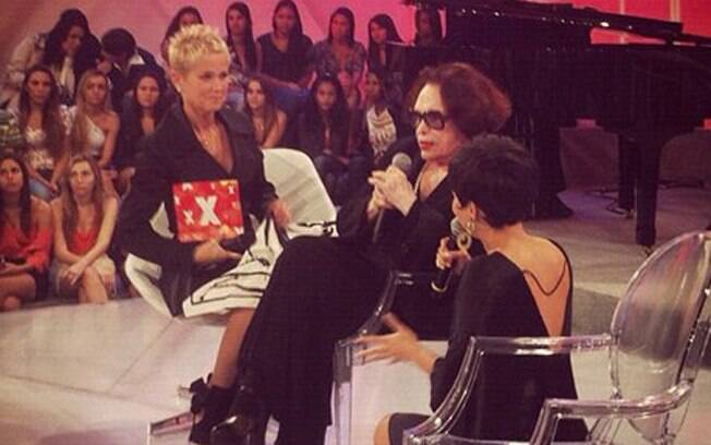 Xuxa, Bibi Ferreira e Amanda Acosta no