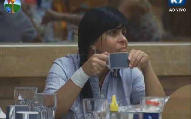 Gretchen diz que vai largar a cozinha do reality