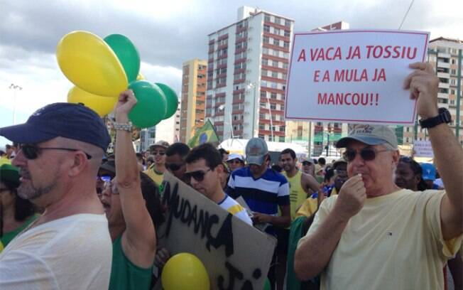 Em Salvador, a concentração do protesto aconteceu no Farol da Barra. Foto: iG Bahia