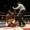 Com Chisora no chão, o árbitro abre contagem. Foto: AP