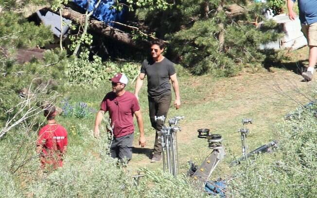 Tom Cruise filmando em Los Angeles nesta terça-feira (10)