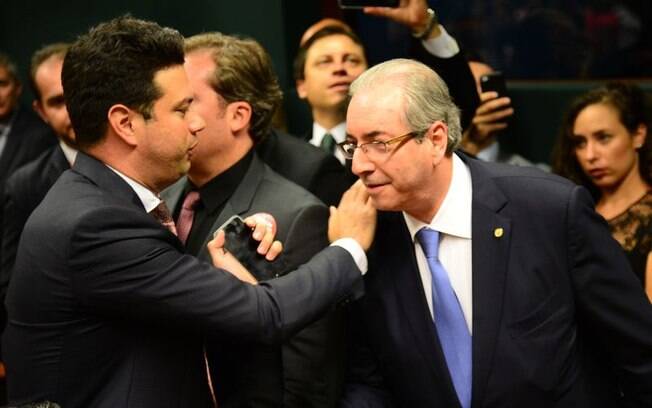Leonardo Picciani e Eduardo Cunha após eleição de novo líder do PMDB na Câmara
