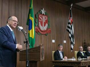 Anúncio foi feito durante coletiva para imprensa no Palácio dos Bandeirantes (19.02.15)