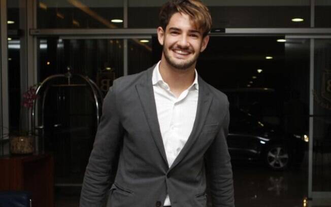 Alexandre Pato cancela participação no SPFW após perder pênalti
