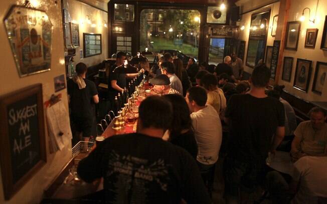 Bar Southampton Arms reúne amantes da cerveja