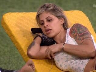 “Eu não faria sexo aqui”, diz Vanessa para Valter