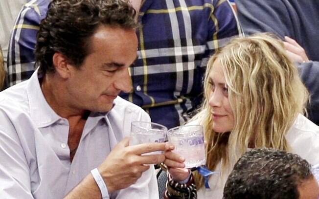 Mary-Kate Olsen e Olivier Sarkozy, ele é 17 anos mais velho do que a atriz