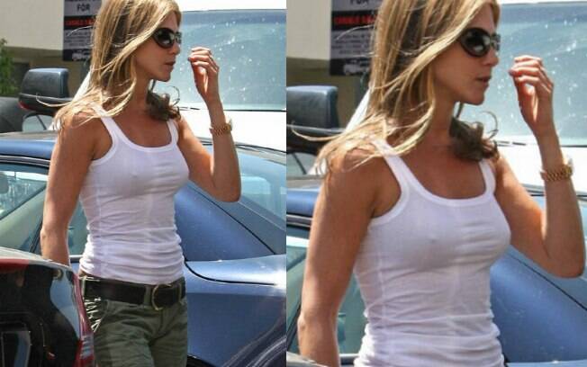 A atriz Jennifer Aniston é outra que gosta de passear livre, leve e solta
