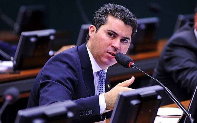 Deputado Marcos Rogério (PDT-RO) defendeu a constitucionalidade da proposta (PL 1715/11)