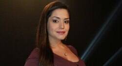 Gravidíssima, Thais Fersoza participa de coletiva de nova novela