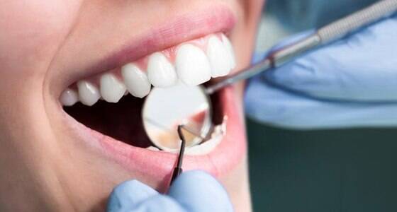 Sinais de que a gengiva não está saudável