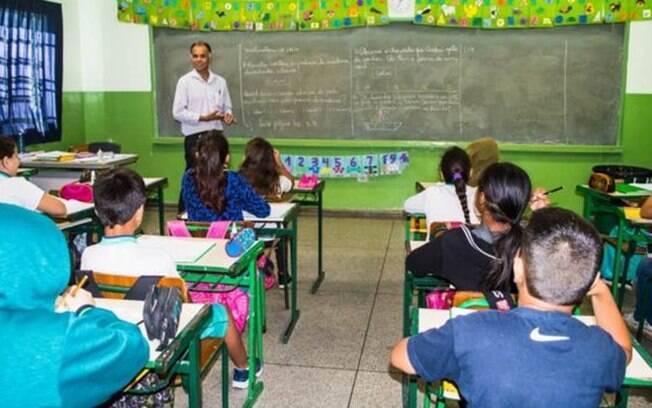 Professor concluiu o colegial aos 32 anos, em 1992, e depois se formou em matemática e pedagogia