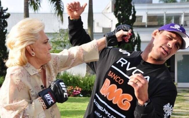 Hebe Camargo e Vitor Belfort gravaram entrevista na casa da apresentadora em agosto do ano passado
