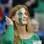 Torcedora da Irlanda nas arquibancadas antes do jogo entre a sua seleção e a Croácia. Foto: AP