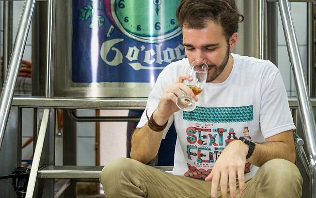 Carlos Lima, sommerlier de cerveja e sócio do Social Beer