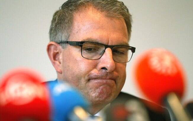 O presidente da Lufthansa, Carsten Spohr, durante coletiva à imprensa nesta quinta-feira (26)