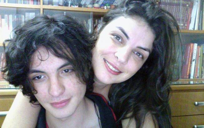 Silvia Morelli, 35, e o filho, de 19 anos