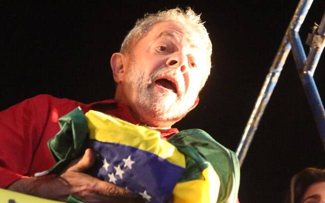 Advogados de Lula pedem intervenção de ministro do Supremo Tribunal Federal
