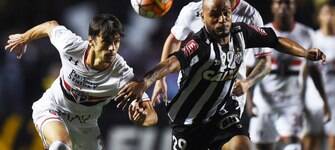 Atlético vence, mas quem fica com a vaga na semifinal é o São Paulo