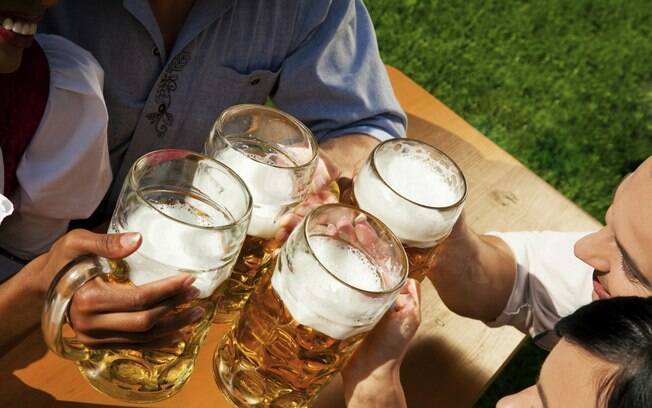 Cerveja reduz dores crônicas, diz estudo