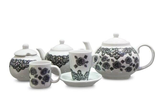 Jogo de chá da Porcelana & Cia está à venda para lojistas na Craft Design e as peças são vendidas separadamente