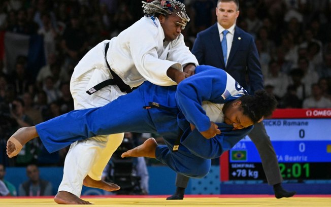 No Jud Bia Souza Conquista O Primeiro Ouro Do Brasil Nos Jogos De Paris