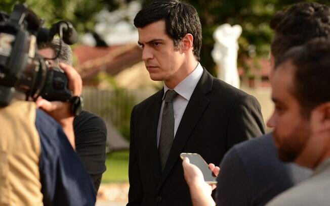 Mateus Solano vive um juiz impetuoso no filme