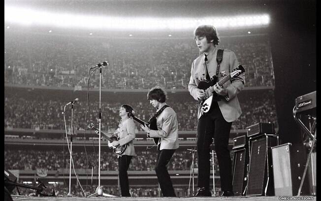 Os Beatles em show no Shea Stadium, em 1965